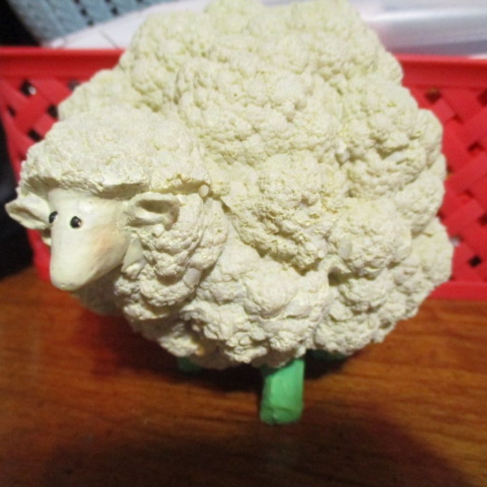 Califlower Sheep Ornament